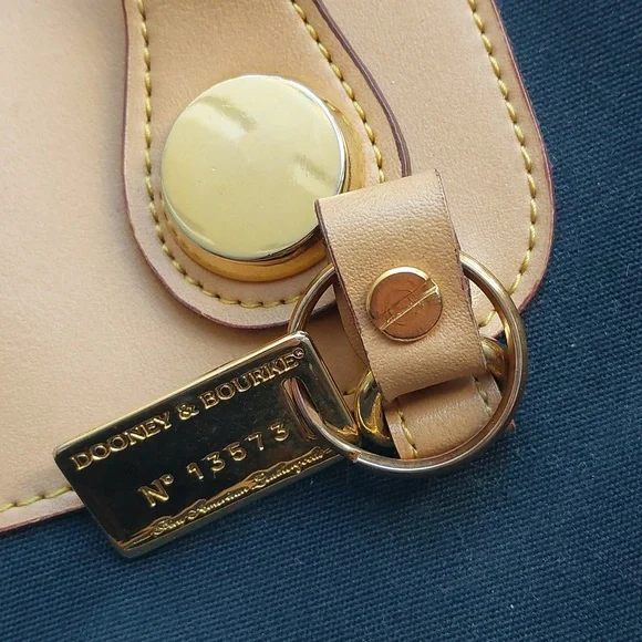 Dooney & Bourke Purse - Picture 2 of 10